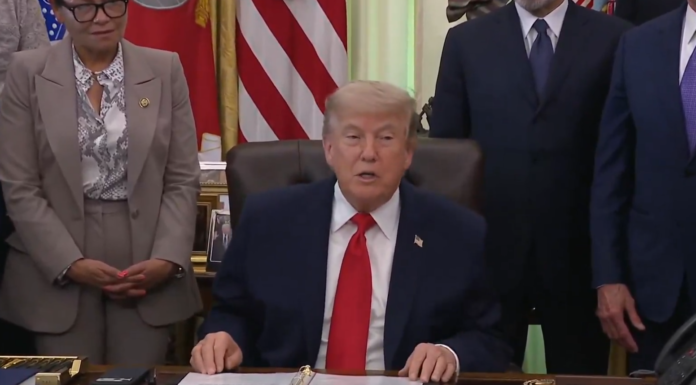 TRUMP ASEGURA QUE LA GUERRA CON IRÁN ESTÁ PRÁCTICAMENTE RESUELTA Y ANTICIPA FIRMA DE ACUERDO EN EUROPA