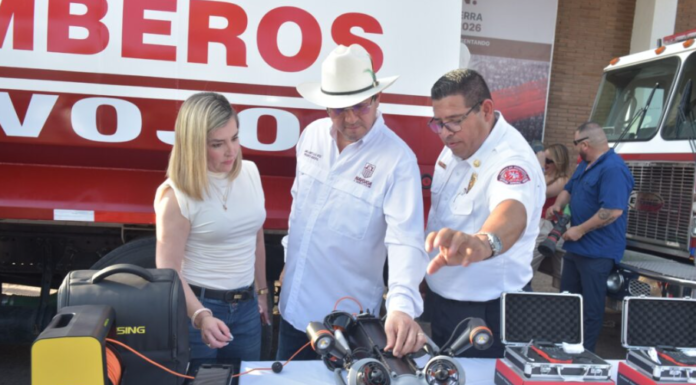 BOMBEROS DE NAVOJOA RECIBEN NUEVO EQUIPAMIENTO Y TECNOLOGÍA, INCORPORAN DRON SUBMARINO ÚNICO EN MÉXICO
