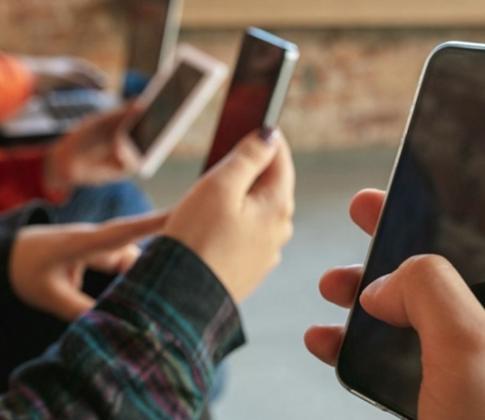 SEC SONORA NO PROHIBIRÁ EL USO DE TELÉFONOS CELULARES EN ESCUELAS