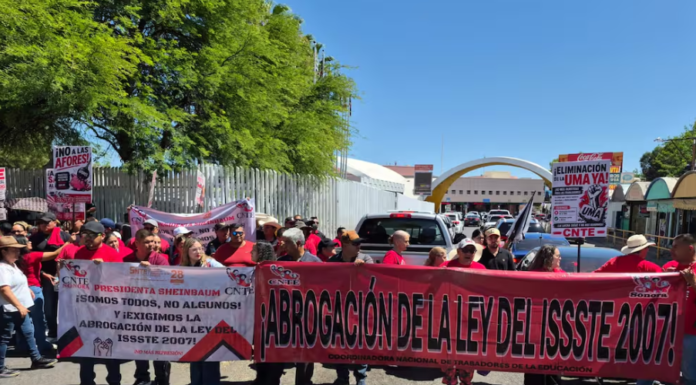 LA CNTE SE FRACTURA: SE DIVIDE ENTRE CONTINUAR SU LUCHA O CONSIDERAR UNA RETIRADA