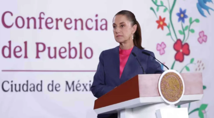 SHEINBAUM LLAMA A LIMITAR EL USO EXCESIVO DE CELULARES EN MENORES Y REGULAR LA INTELIGENCIA ARTIFICIAL