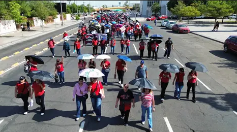 MAESTROS DE LA CNTE PROTESTAN EN HERMOSILLO PARA EXIGIR CAMBIOS EN PENSIONES Y LA LEY DEL ISSSTE